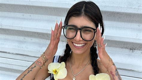 miakhalifa porno|Mia Khalifa XXX Videos